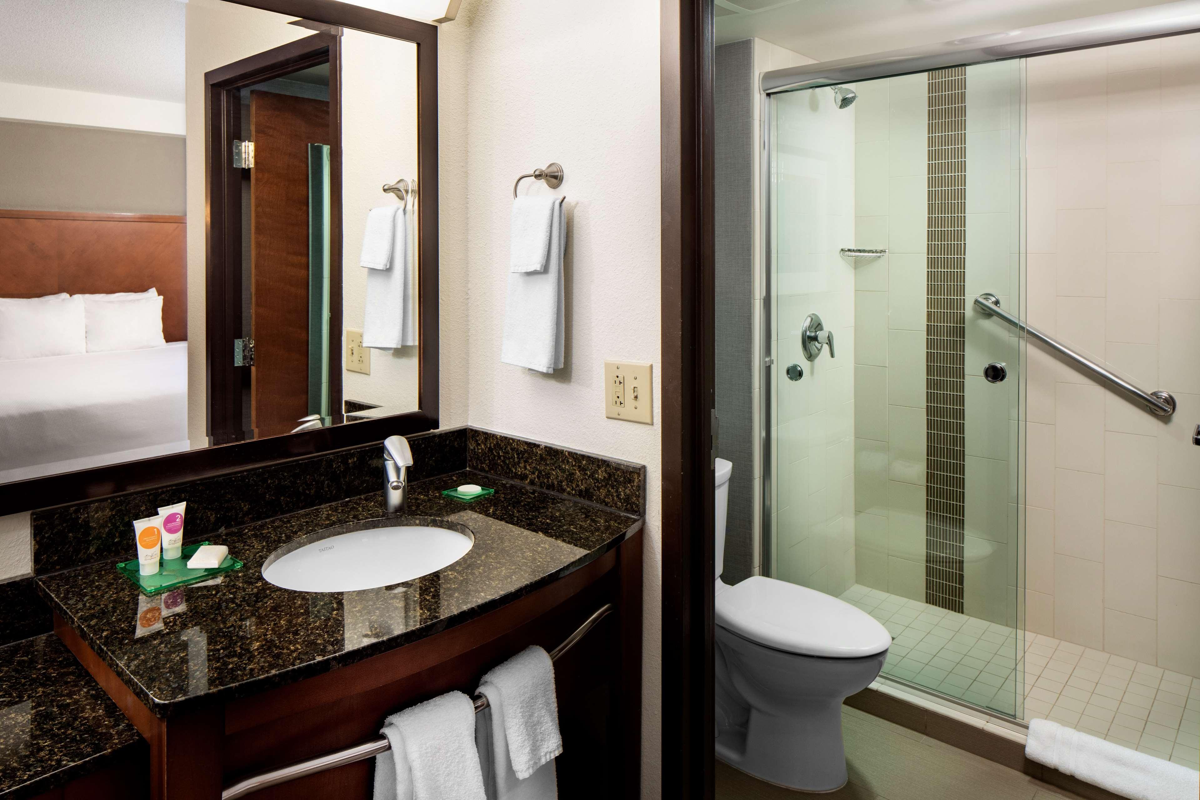 Hyatt Place Dallas Park Central Exteriér fotografie