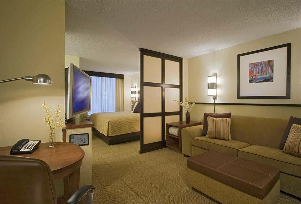 Hyatt Place Dallas Park Central Exteriér fotografie
